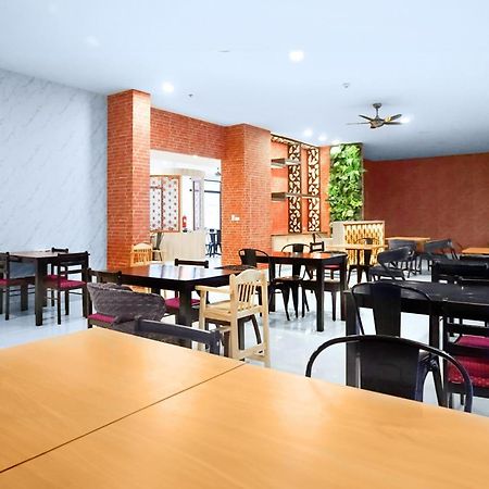 Phoenix Hotel Karon Beach Екстер'єр фото