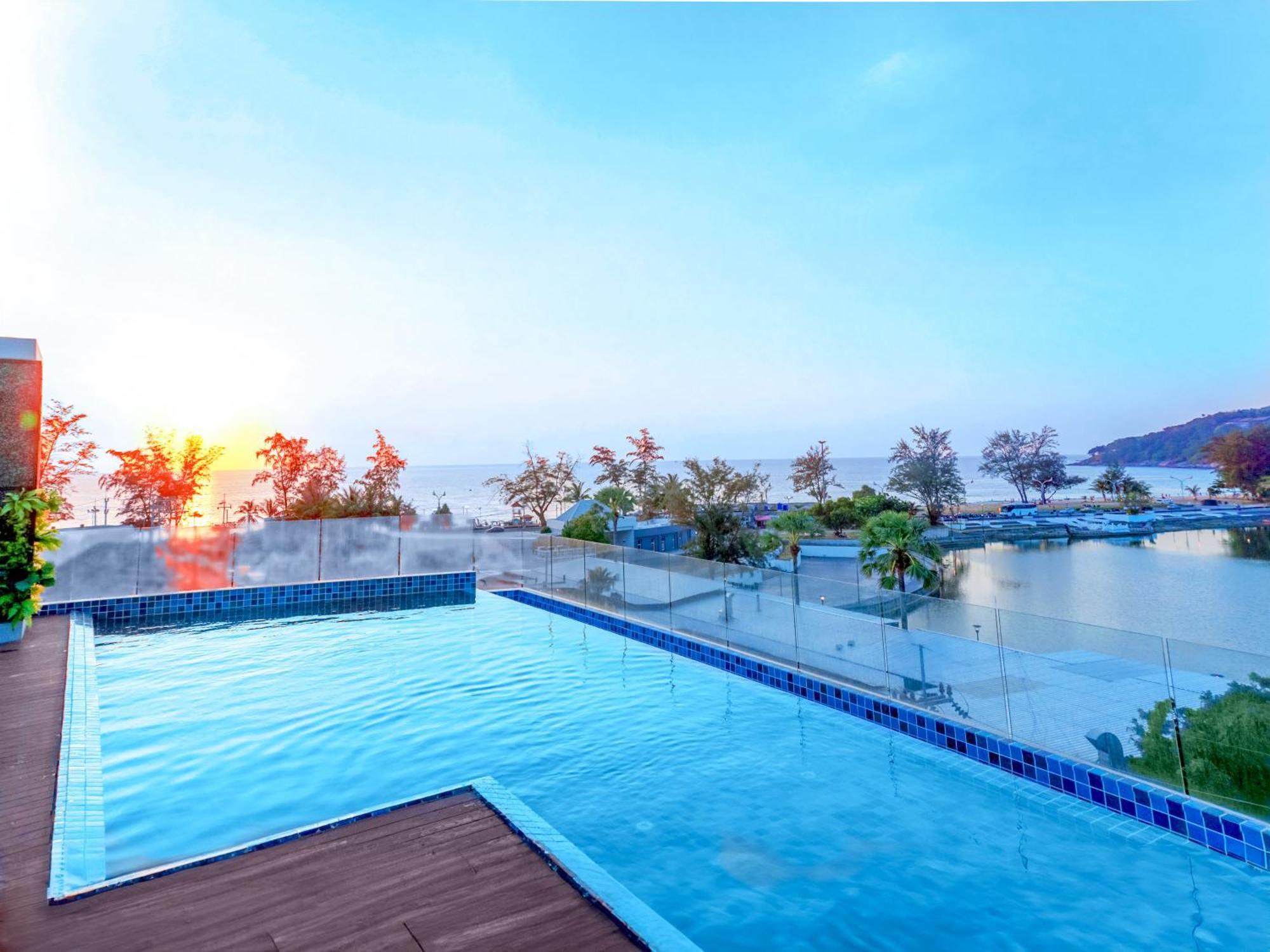Phoenix Hotel Karon Beach Екстер'єр фото