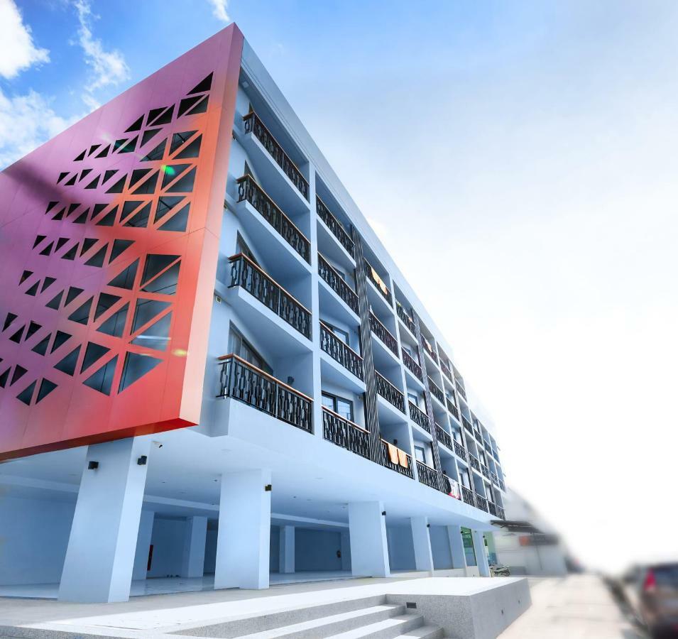 Phoenix Hotel Karon Beach Екстер'єр фото