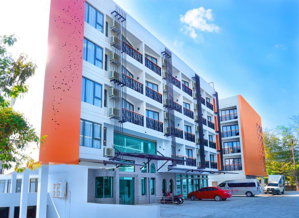 Phoenix Hotel Karon Beach Екстер'єр фото