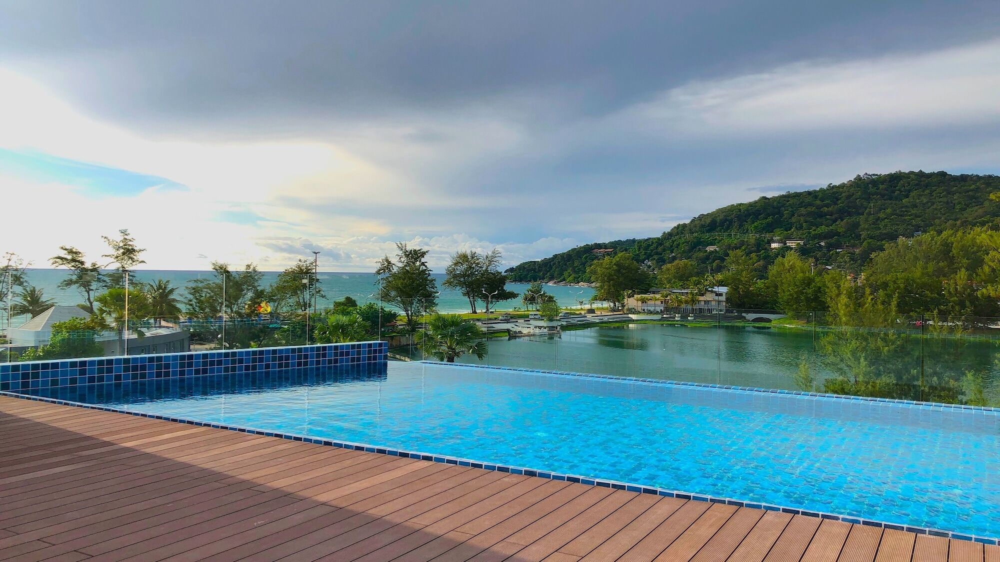 Phoenix Hotel Karon Beach Екстер'єр фото