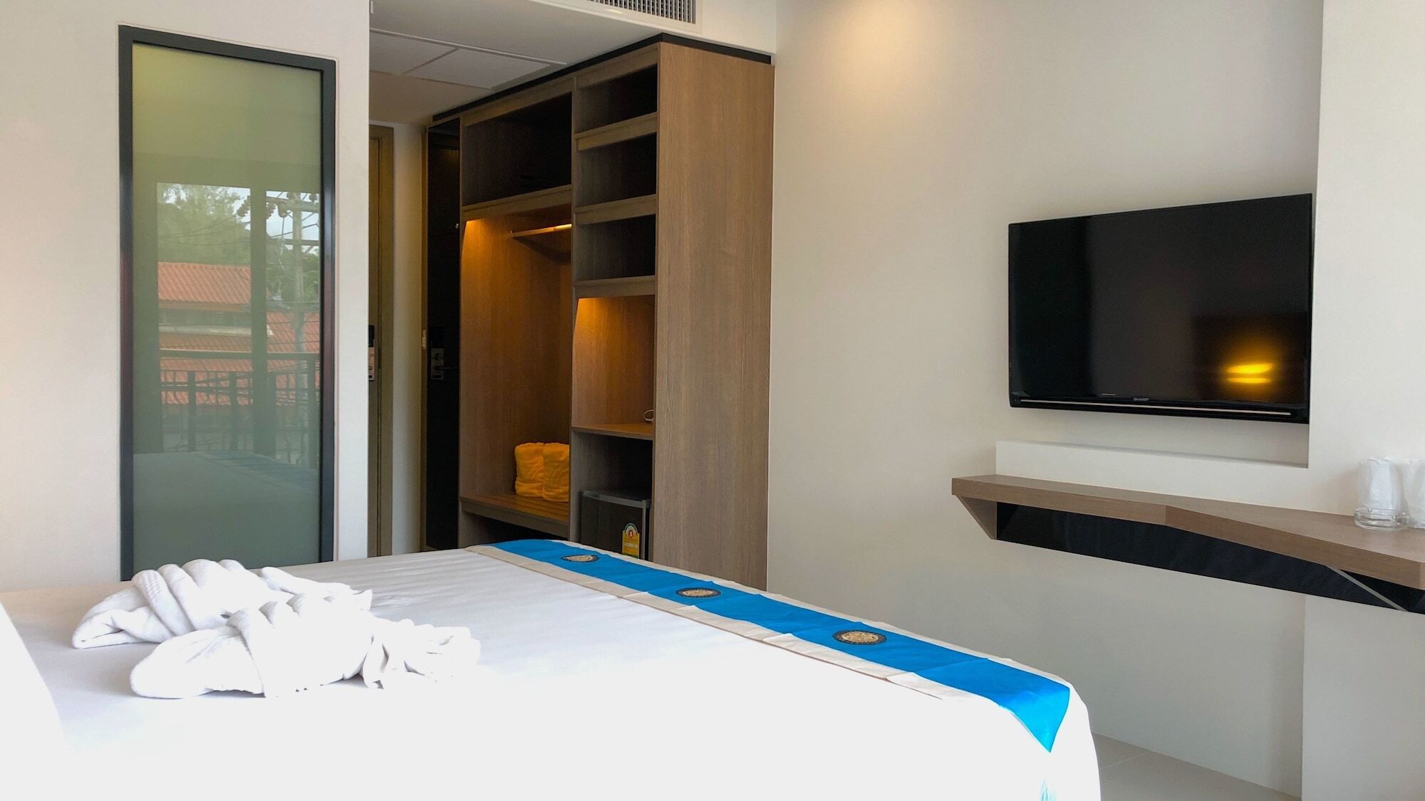 Phoenix Hotel Karon Beach Екстер'єр фото
